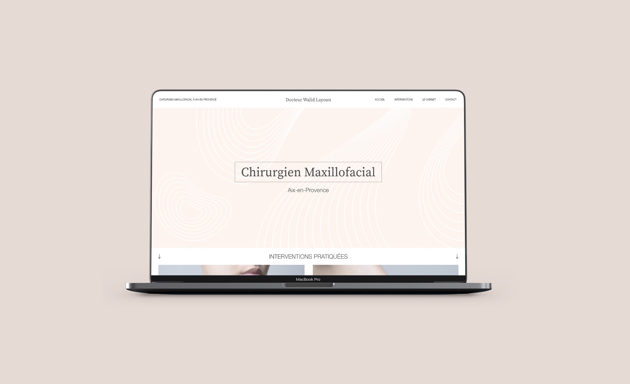 Page d'accueil du site du Dr Walid Layoun, chirurgien Maxillofacial à Aix-en Provence sur fond beige