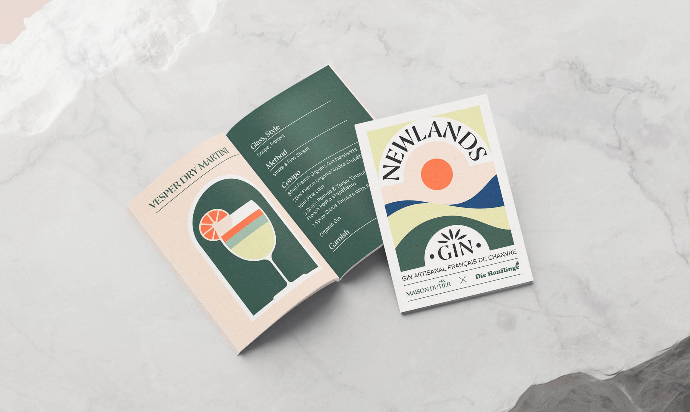 Petit livret de recettes de cocktails et de conseils de dégustation, distribué avec une bouteille de gin Newlands.